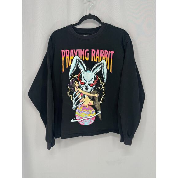 Praying Rabbit Shirt Mens Medium Black LS Graphic Crewneck Pullover Cotton - Picture 1 of 11